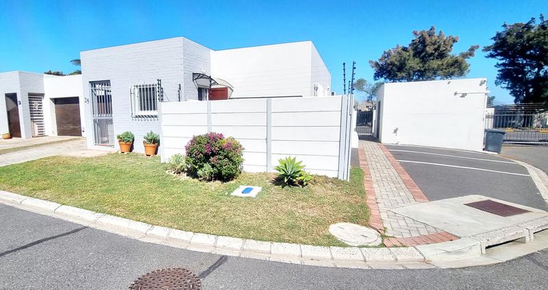 2 Bedroom Property for Sale in Parow North Western Cape